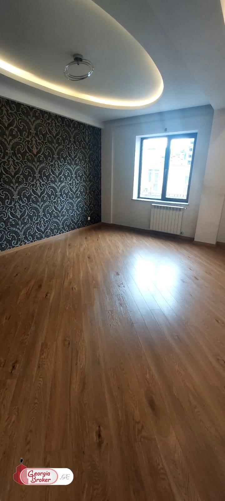 nearly repaired 4-room apartment for sale